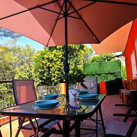 Relax House Barcelone Villa Sant Esteve Sesrovires Exterior photo