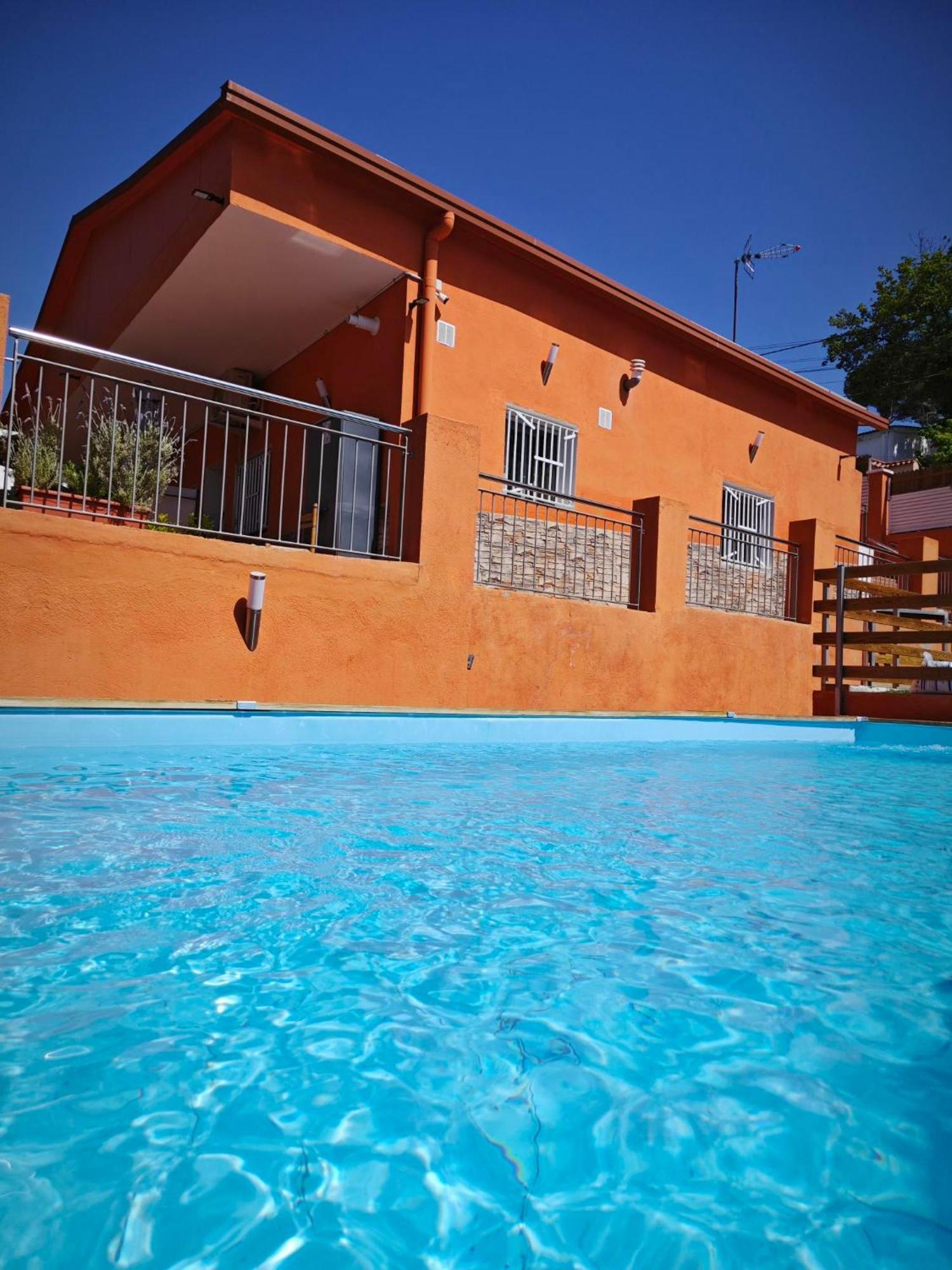 Relax House Barcelone Villa Sant Esteve Sesrovires Exterior photo